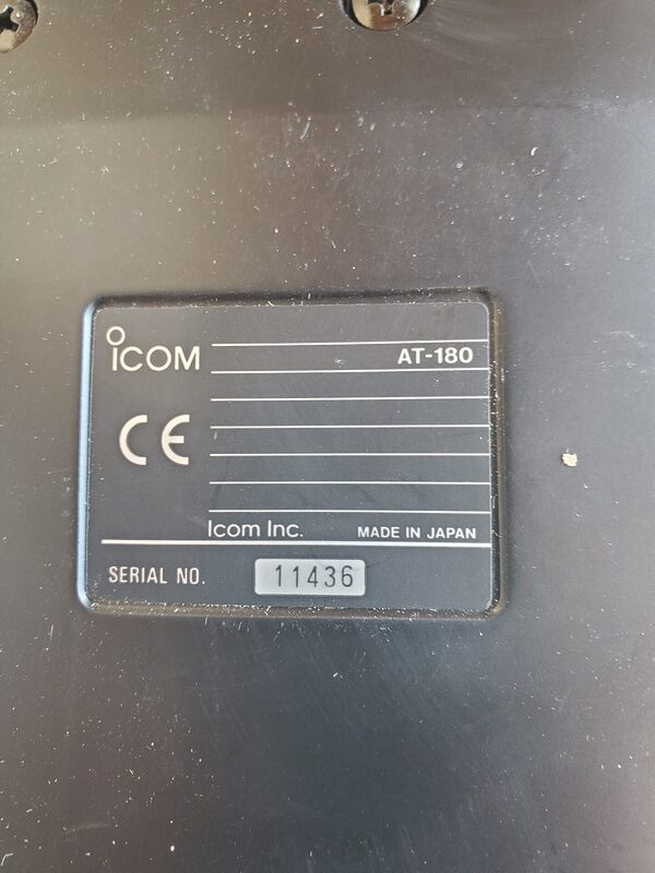 Icom AT-180